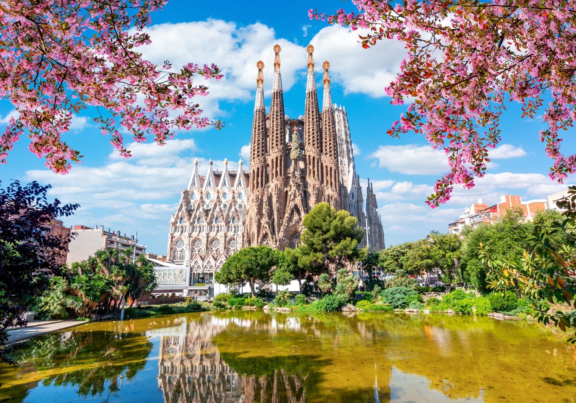 Sagrada Família entry